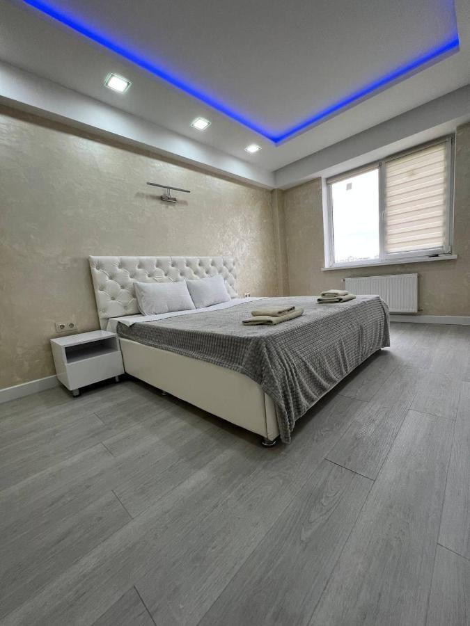 דירות צ'יסינאו Luxrent מראה חיצוני תמונה