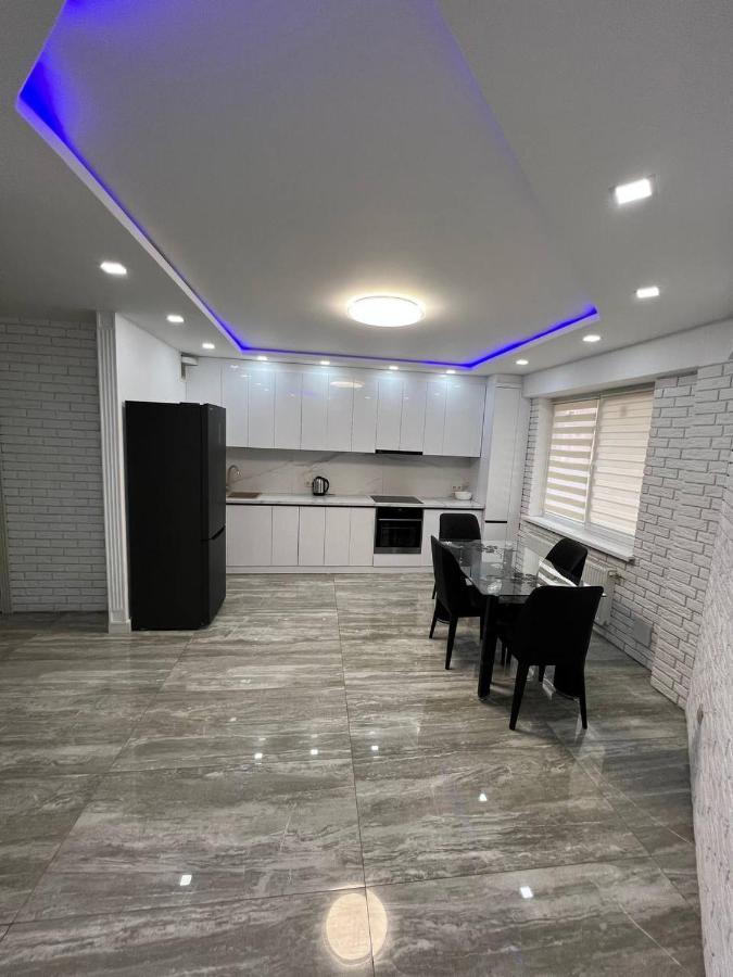 דירות צ'יסינאו Luxrent מראה חיצוני תמונה